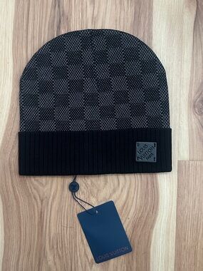 Louis Vuitton Black Knit Cuffed Beanie